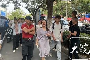 格雷茨卡谈1-5：休息十天是输球因素之一 对阵曼联时要做出回应